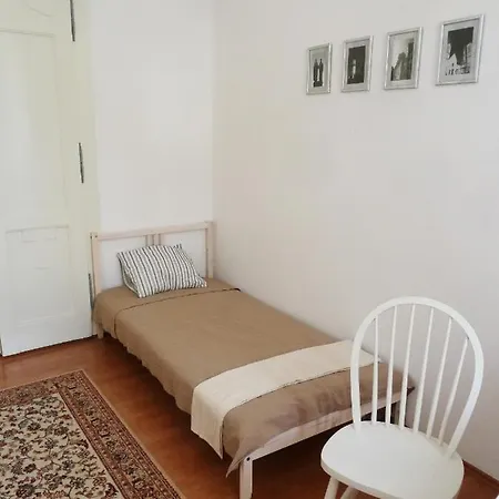 Central Apartment Апартаменты *