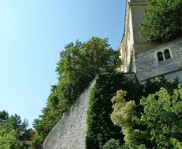 公寓 Central Apartment